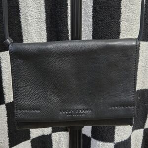 Lucky Brand Black 2 in 1 Crossbody to Clutch Bag
